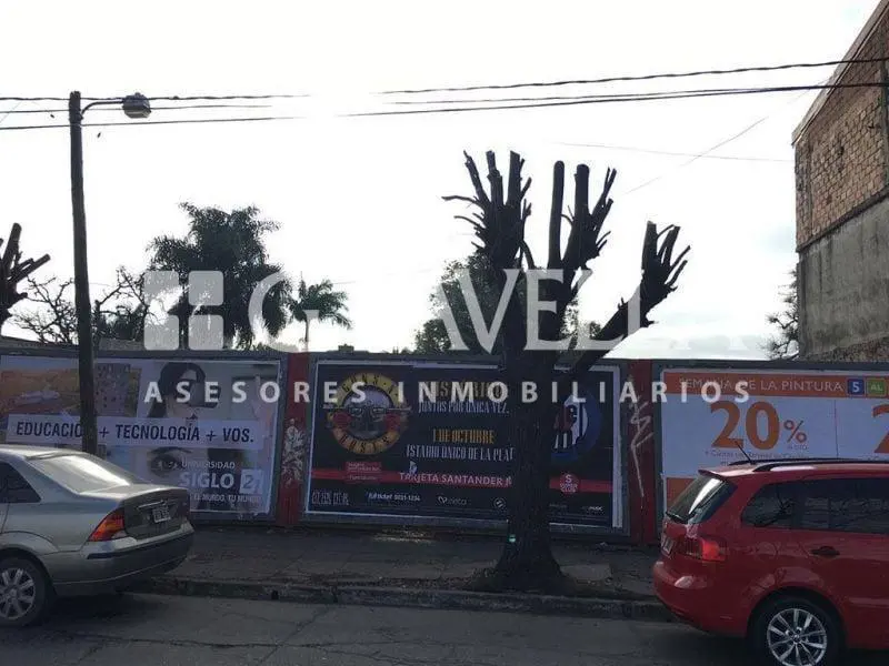 Gran lote de 1020 m2 en 2da Rivadavia y Santa Rosa Ituzaingo 2