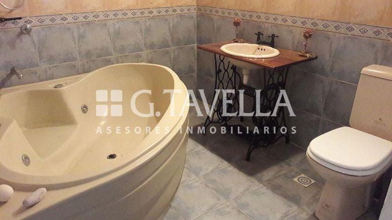 Foto de Venta Casa 4 Amb. con pileta, Parque Leloir, Ituzaingo, imagen 2