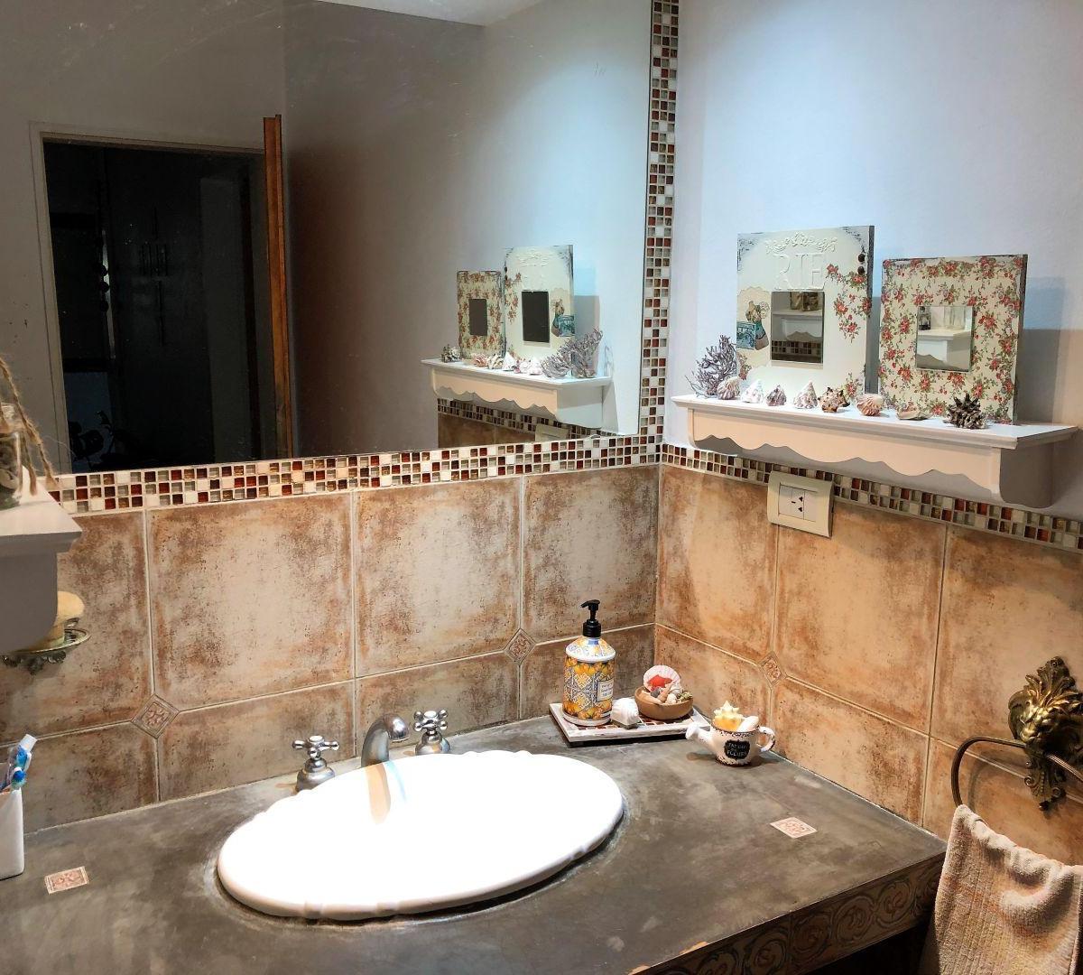 Foto de VENTA de CASA 4 Amb. con pileta, Parque Leloir, Ituzaingo, imagen 5