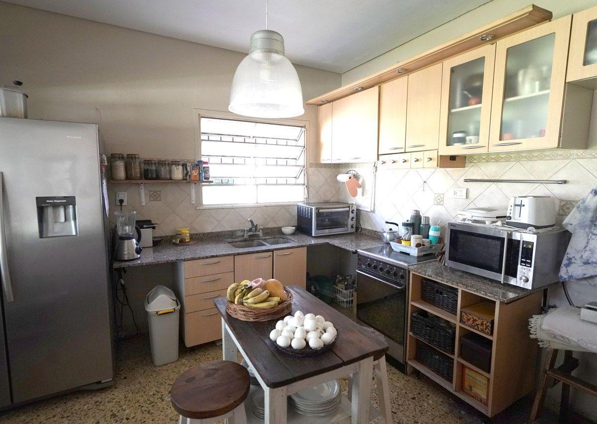 Foto de VENTA de CASA 4 Amb. con pileta, Parque Leloir, Ituzaingo, imagen 3