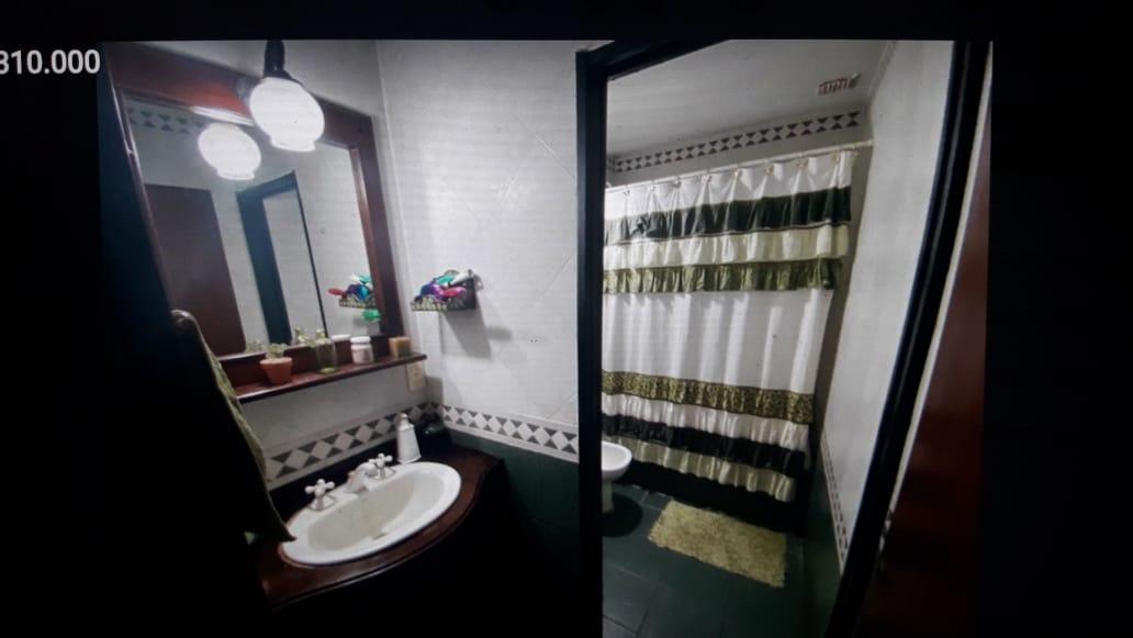 Foto de VENTA de Chalet 4 Amb. Parque Leloir, Ituzaingo, imagen 4