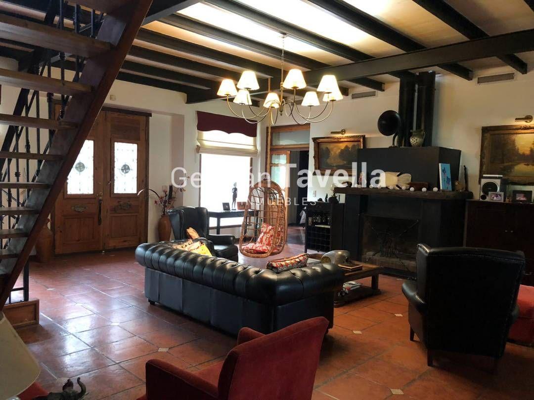 Foto de Venta Casa con parque, pileta en Parque Leloir, ituzaingo, imagen 3