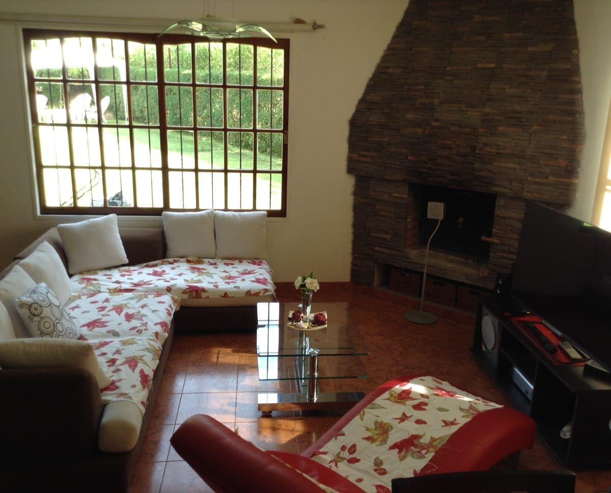 Foto de (PROPIEDAD SUSPENDIDA ) Venta casa 4 Amb. parque, pileta, quinchoen, imagen 2