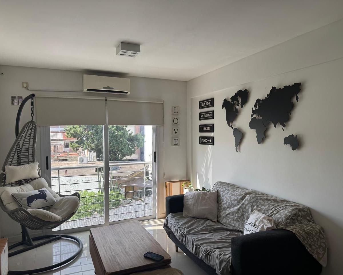 Foto de VENTA DEPARTAMENTO 3 AMBIENTES CASTERLAR SUR, imagen 2