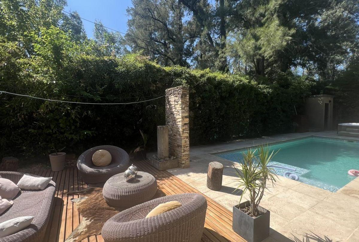 Foto de CASA 6 AMB EN CONDOMINIO - PARQUE LELOIR- APTO CREDITO, imagen 4