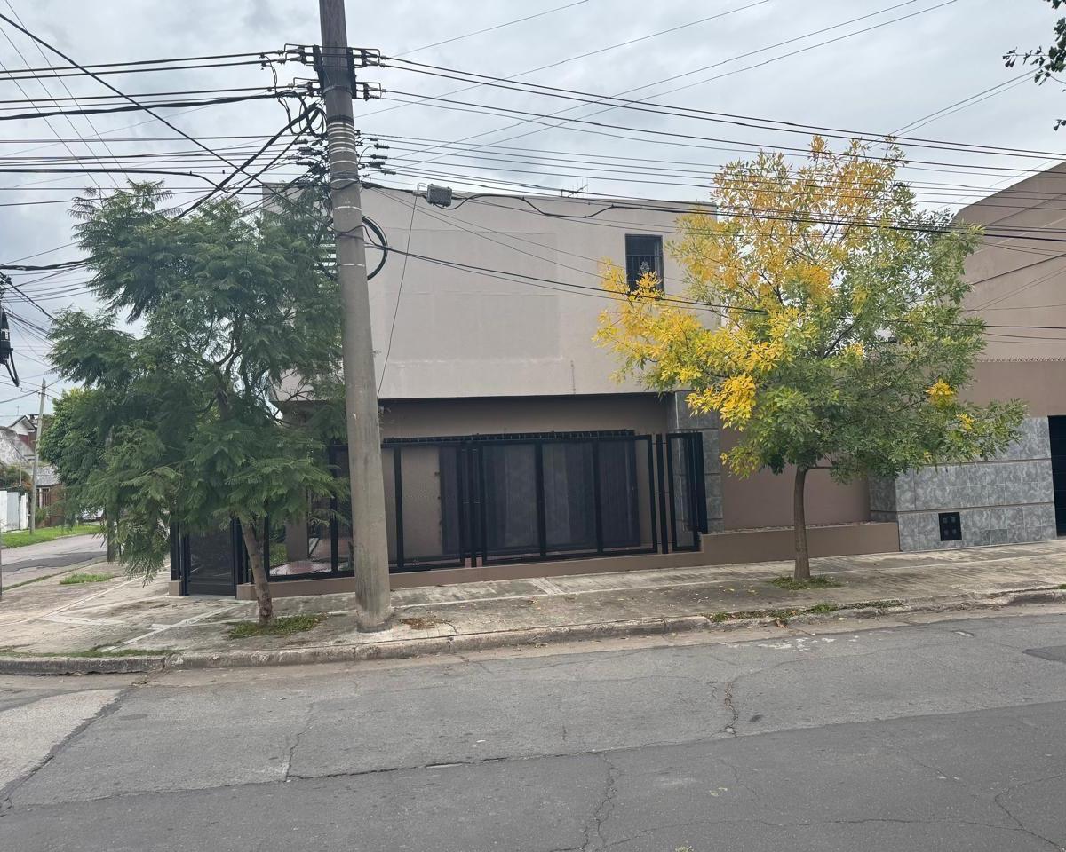 Venta Casa 5 Amb. Castelar