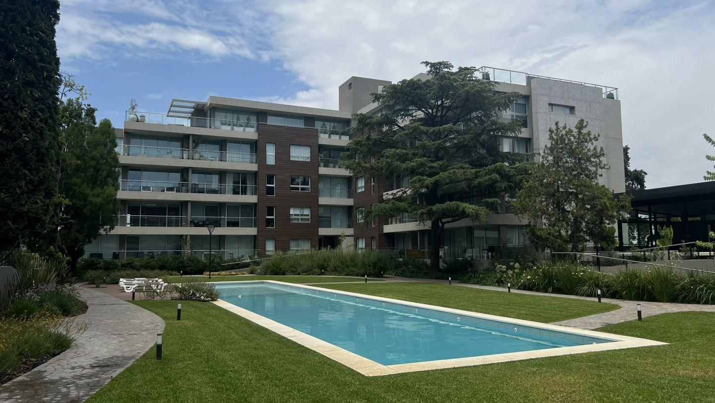 VENTA  DEPARTAMENTO PENTHOUSE 4 AMBIENTES - ACORUS PARQUE LELOIR