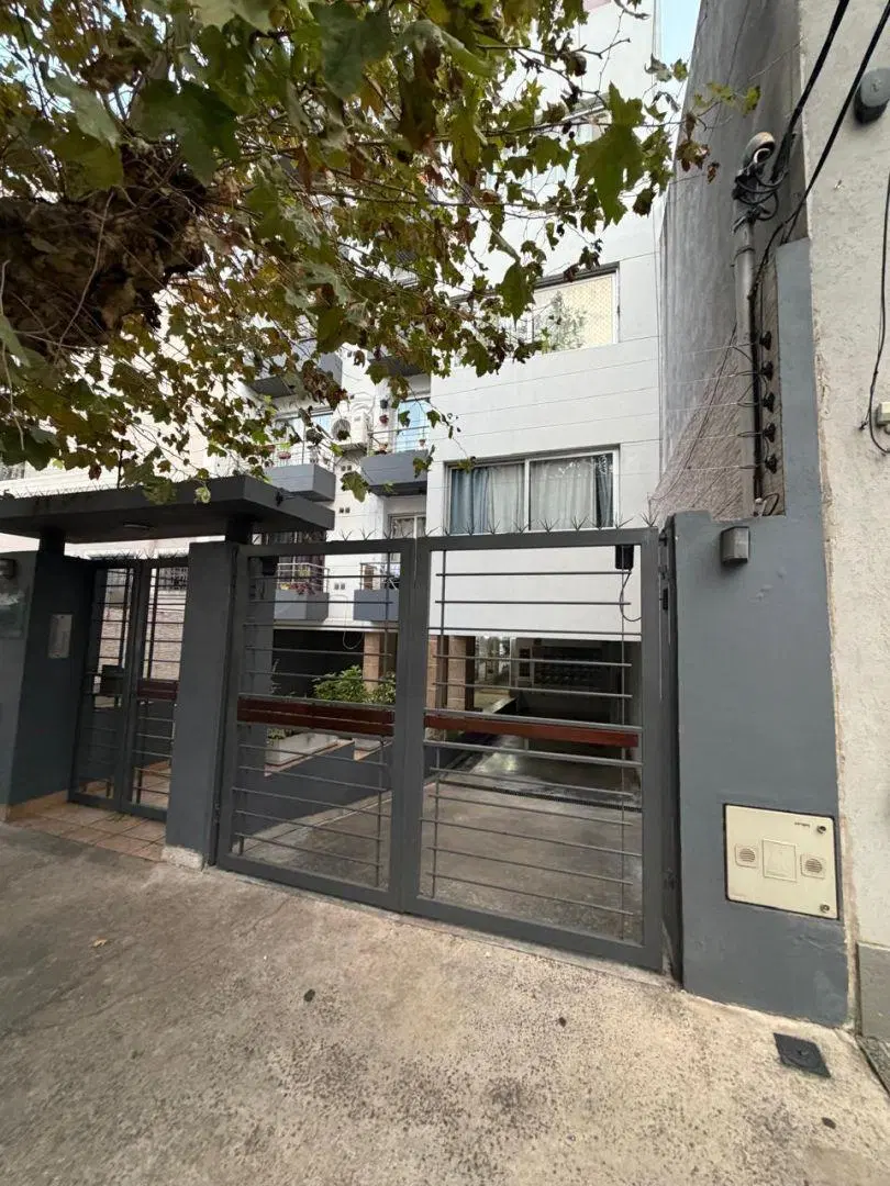 ALQUILER 2 AMBIENTES EN HAEDO 4