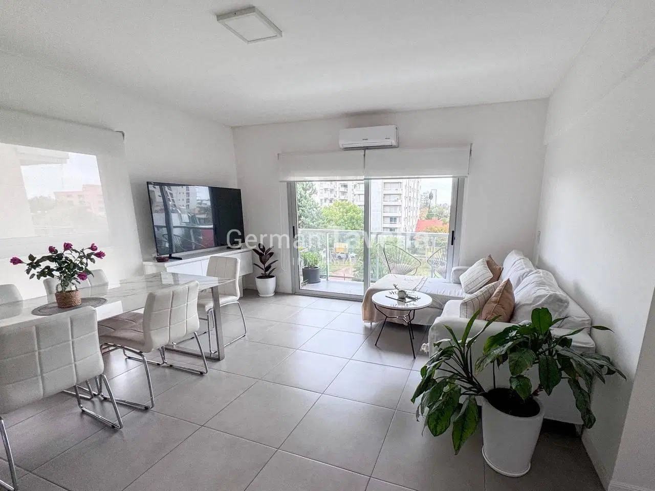 Venta departamento 2 amb cochera Ituzaingó ctro 3
