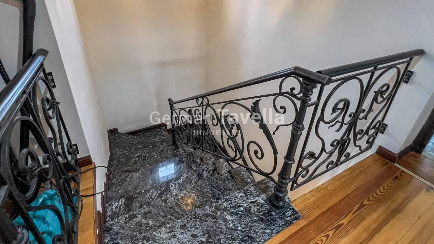 Venta Casa 5 Ambientes con Pileta en Condominio Privado - Parque Leloir 8