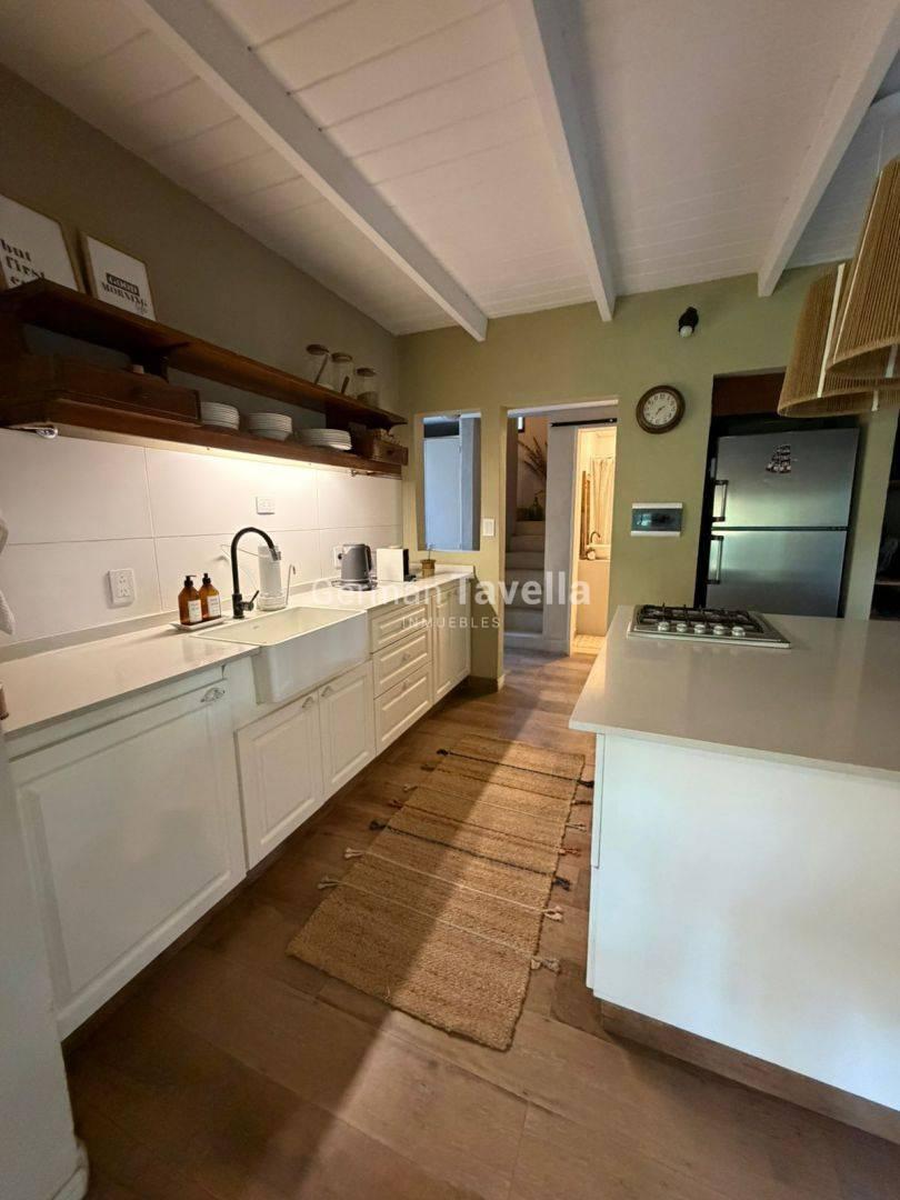 Foto de ALQUILER Casa 3 Ambientes con parque y pileta, Parque Leloir, Ituzaingó., imagen 4