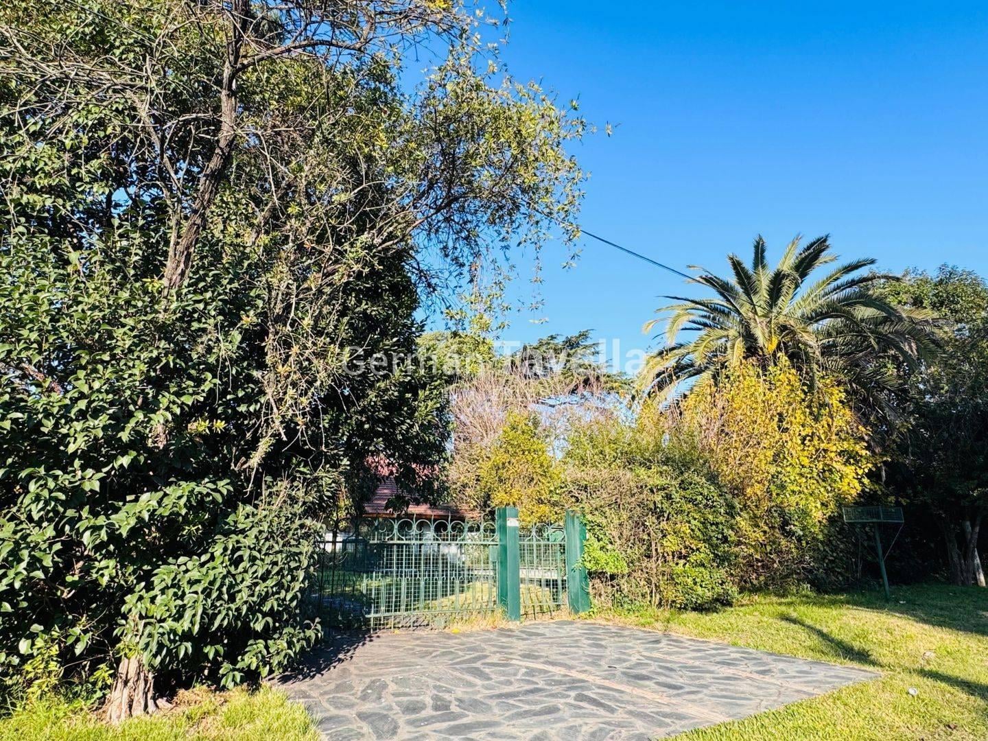 Foto de Casa 4 ambientes en venta Villa Udaondo, imagen 1