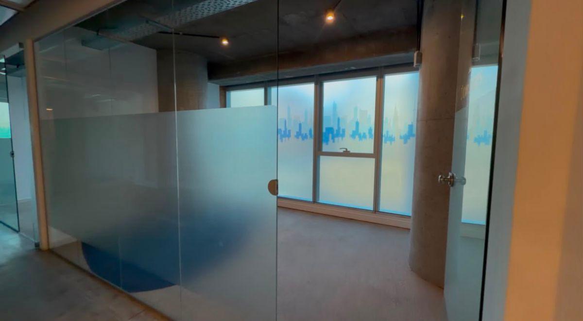 Foto de Oficina Comercial en Alquiler en Bellini Esmeralda (INCLUYE 1 COCHERA), imagen 4