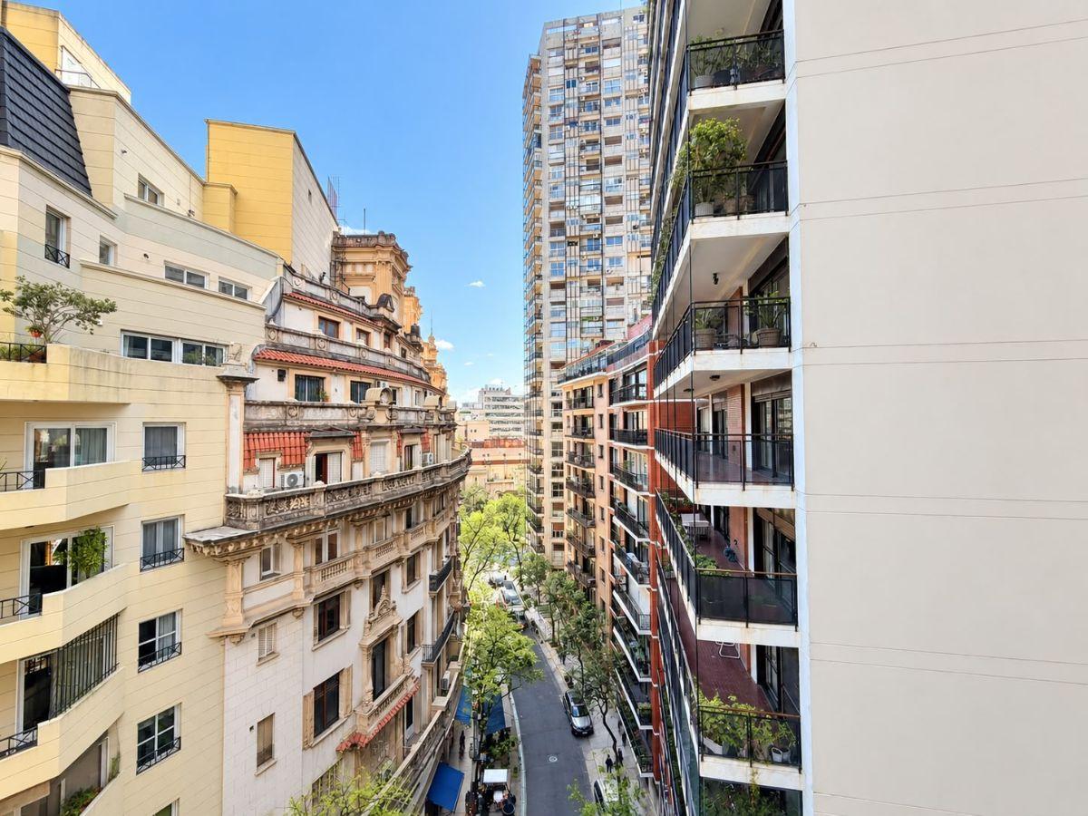 Foto de Departamento de 260m² en Venta en Arroyo y Suipacha, imagen 1