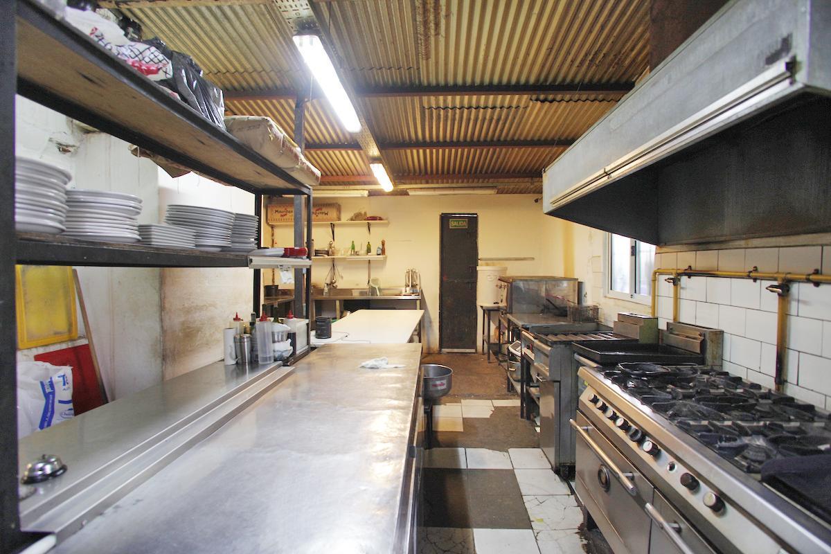 Local en Bajo de San Isidro Polo Gastronómico