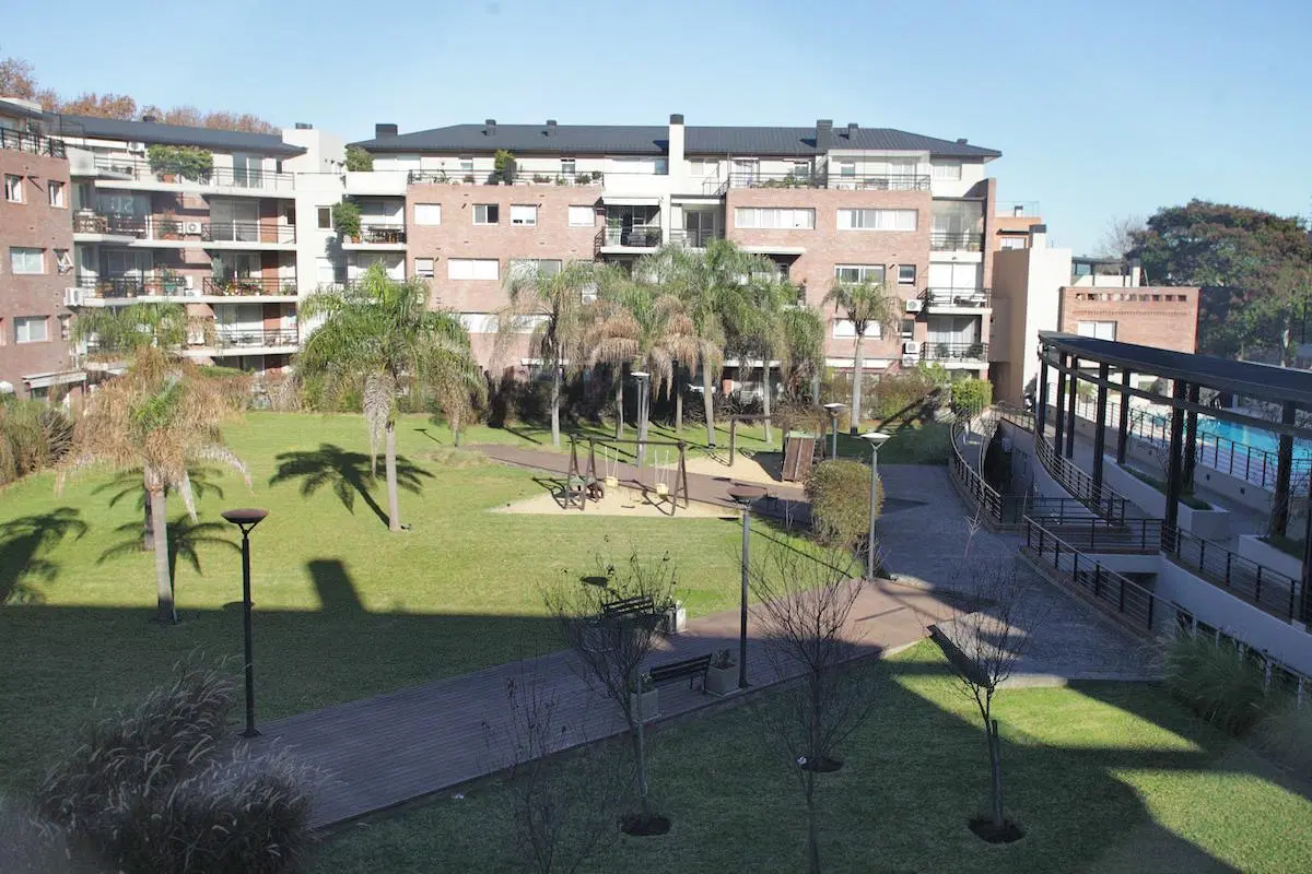 Excelente departamento en Beccar Plaza, 4 ambientes con terraza en alquiler 1