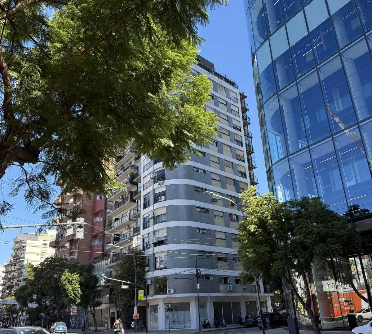 Departamento en Vicente Lopez Sobre Av Libertador 4