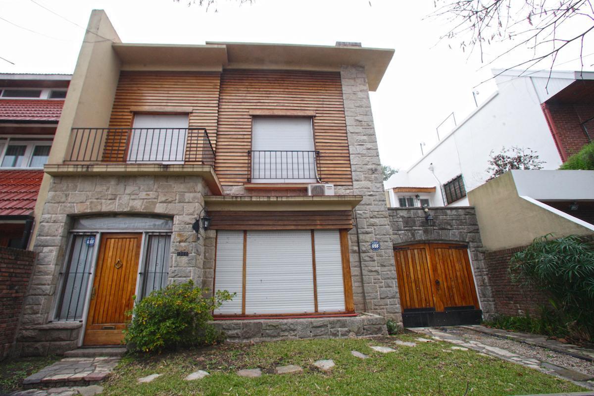 Casa clásica en Barrio Vicente López - 4 dormitorios