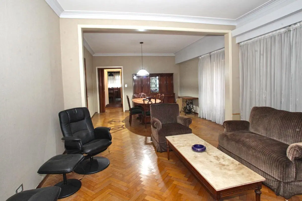 Casa clásica en Barrio Vicente López - 4 dormitorios 4