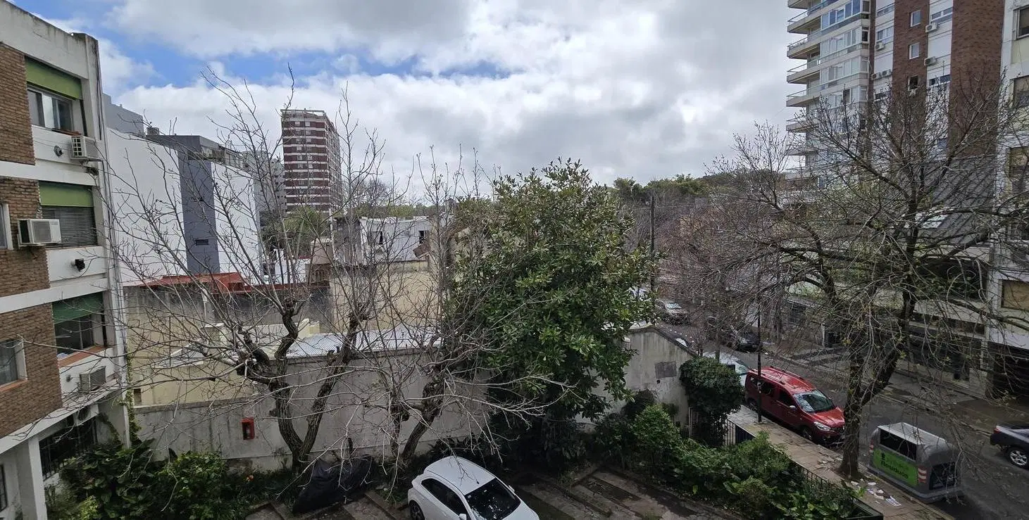 Departamento de 3 ambientes en Acassuso 4