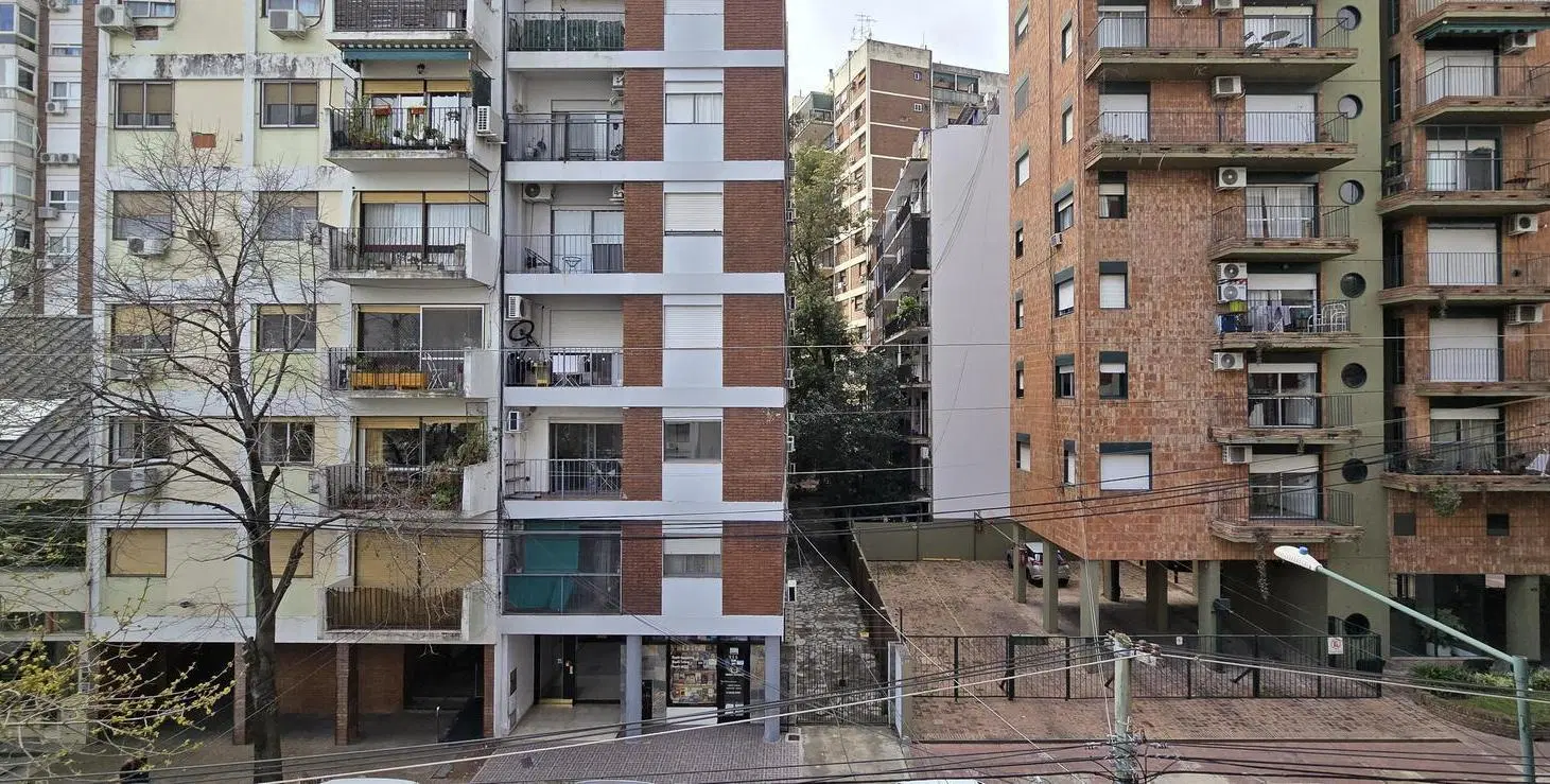 Departamento de 3 ambientes en Acassuso 5