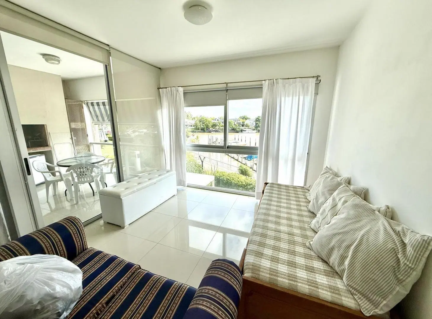 Departamento en Marinas del Canal 2