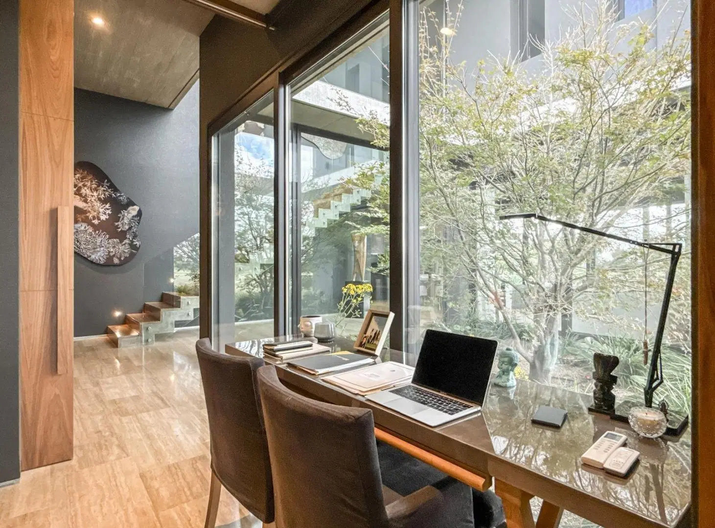Casa Residencia en venta, al lago, concebida para vivir el paisaje de Virazon, 8 amb (ver video) 5