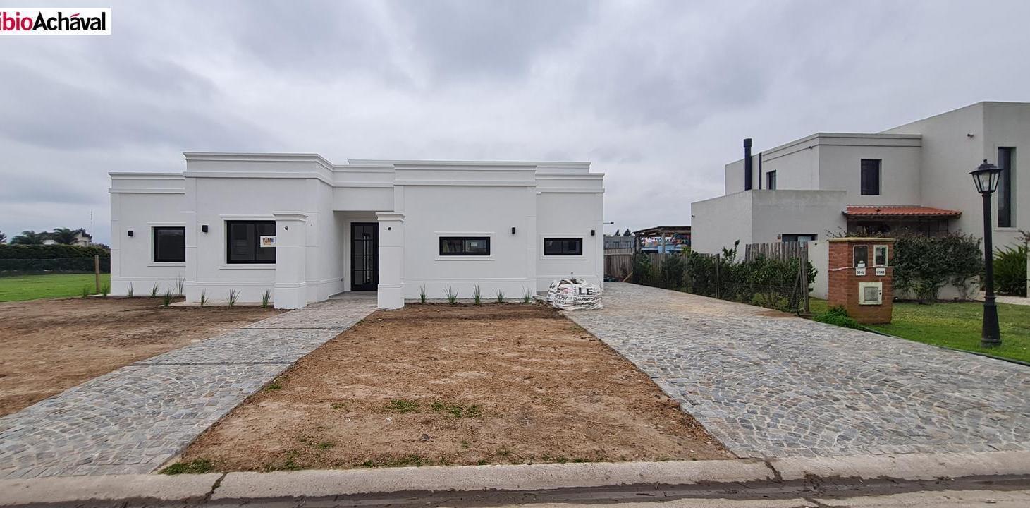 Foto de Casa en Barrio San Matias - Area 1 con vista a la laguna - Entrega, imagen 2