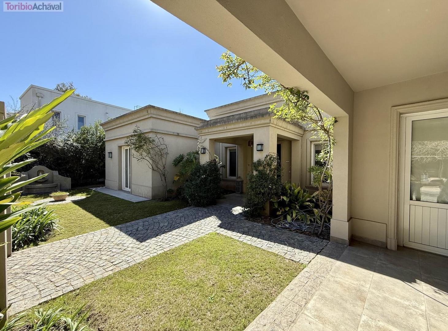 Foto de Casa amplia y lumionsa en EL Encuentro, imagen 1