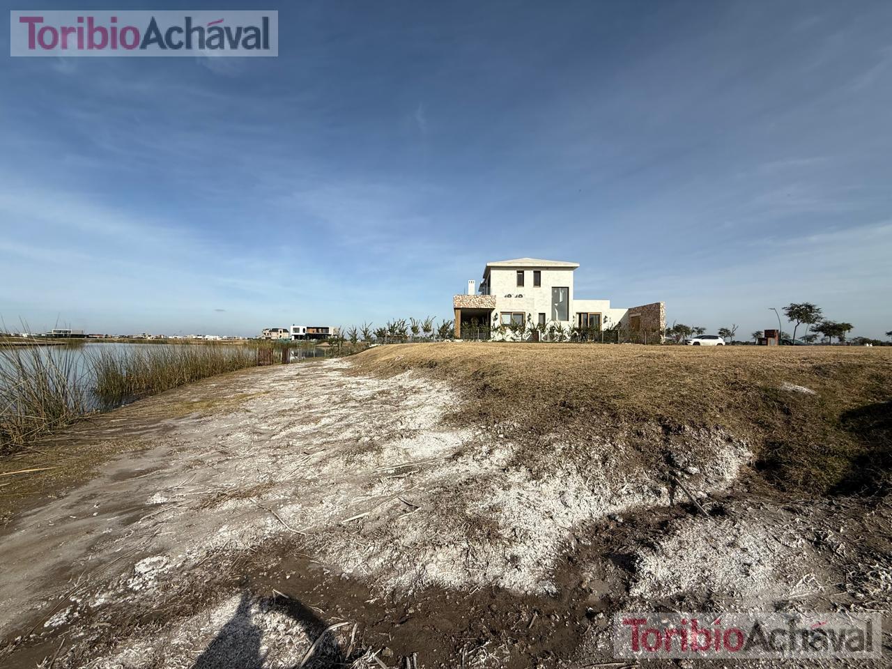 Foto de Terreno en venta al lago en barrio Amarras, Puertos del Lago, Escobar, imagen 3