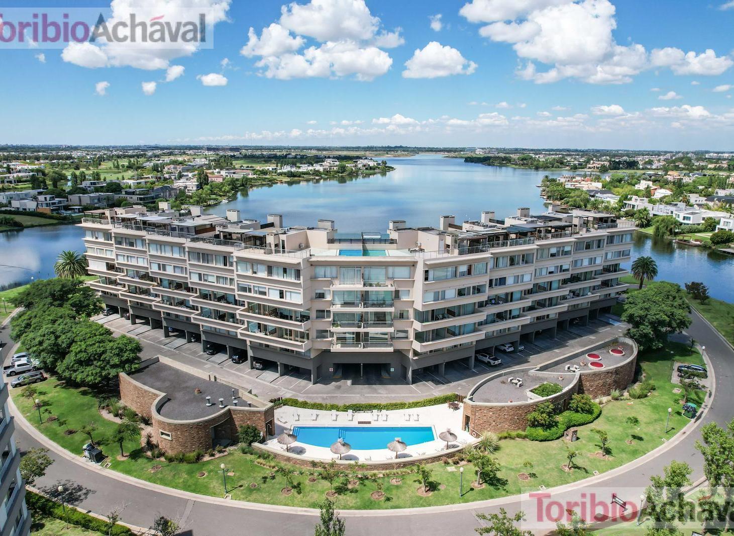 Foto de RETASADO. Praia 10, Portezuelo, Nordelta Venta c/renta, 3 amb, al lago, imagen 1