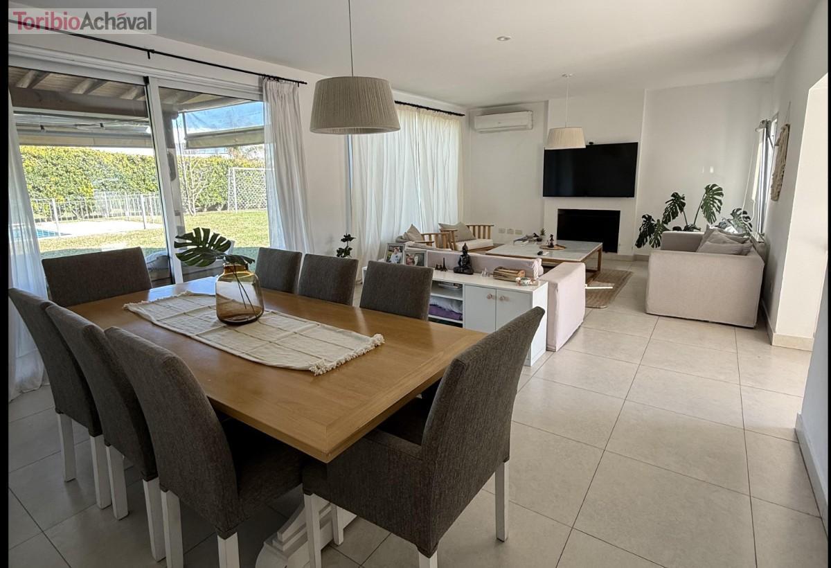 Foto de Casa en venta en San Gabriel - Villa Nueva, imagen 2
