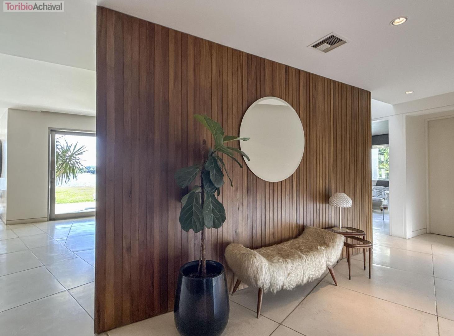 Foto de Casa moderna al lago con gran diseño y espectaculares atardeceres en, imagen 3