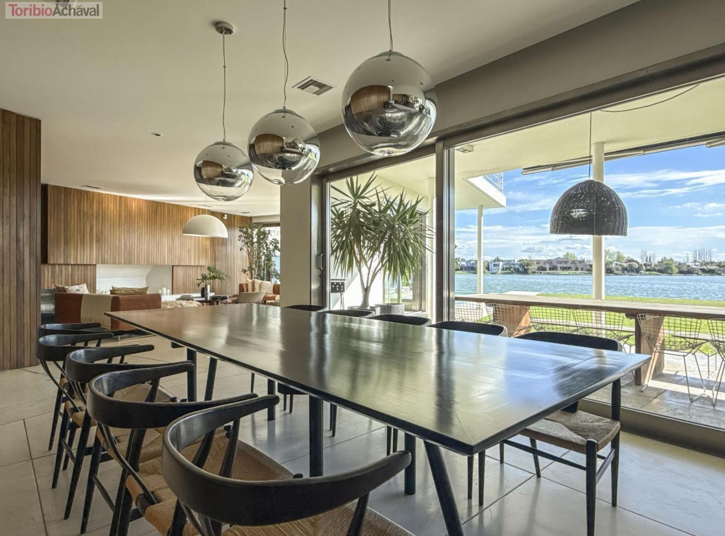 Foto de Casa moderna al lago con gran diseño y espectaculares atardeceres en, imagen 5