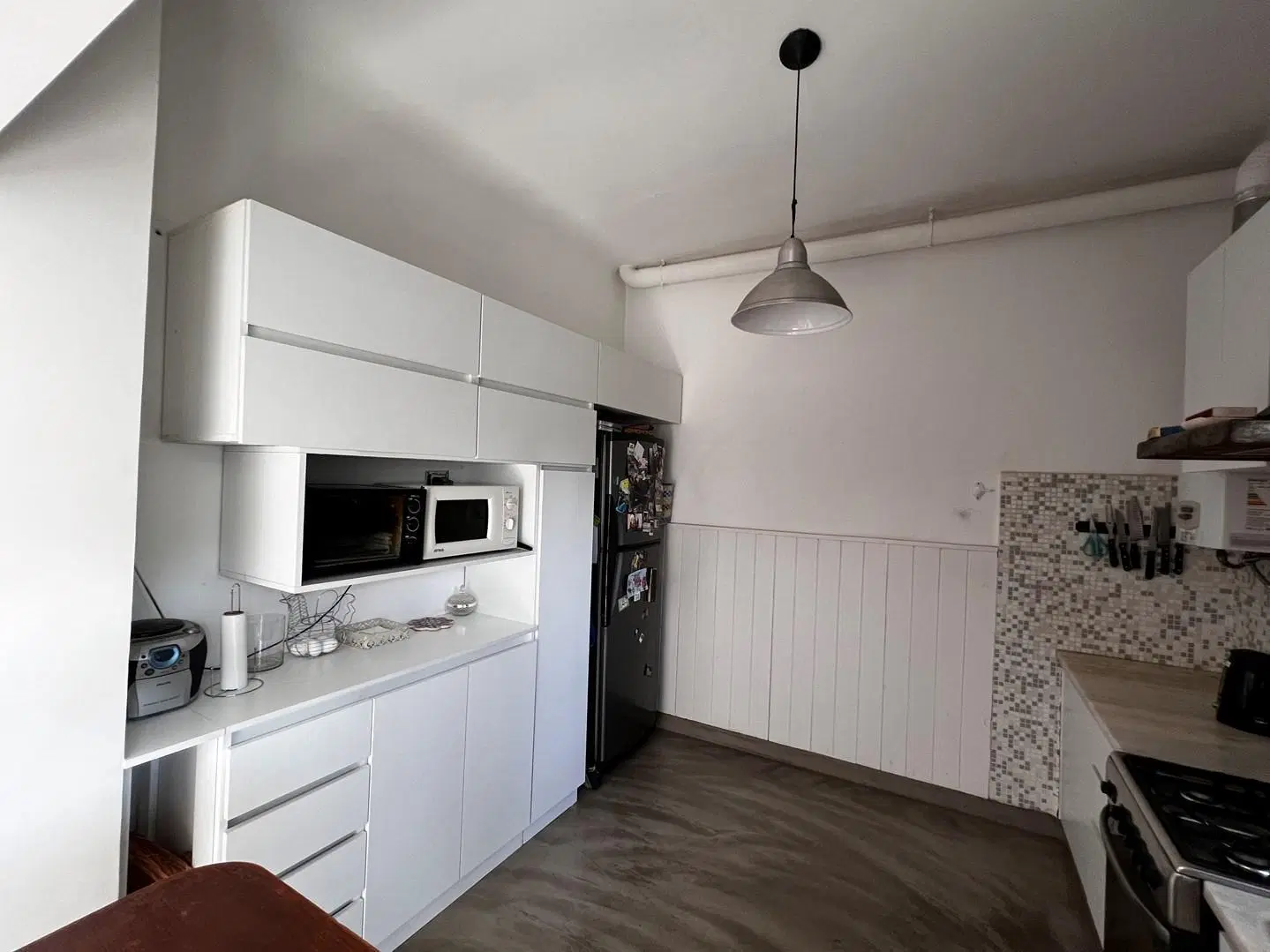 Casa reciclada, con terraza, quincho y parrilla en muy buena ubicación. 5