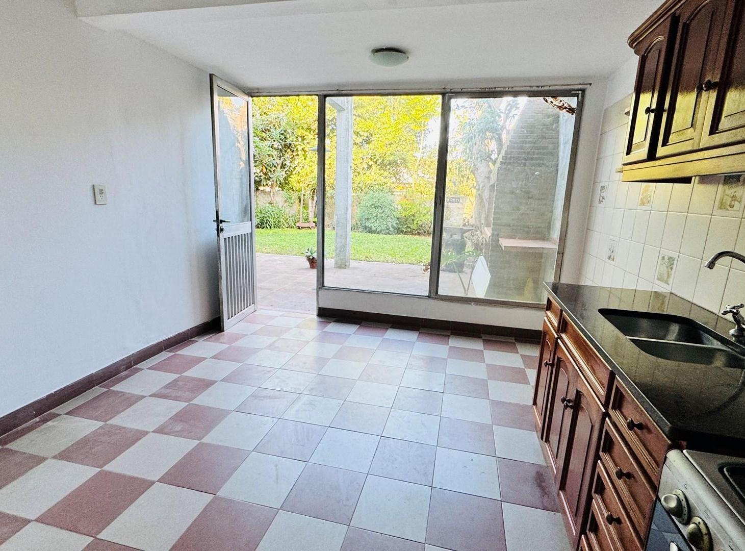 Foto de Departamento PH en Planta Baja, 2 dorm., imagen 4