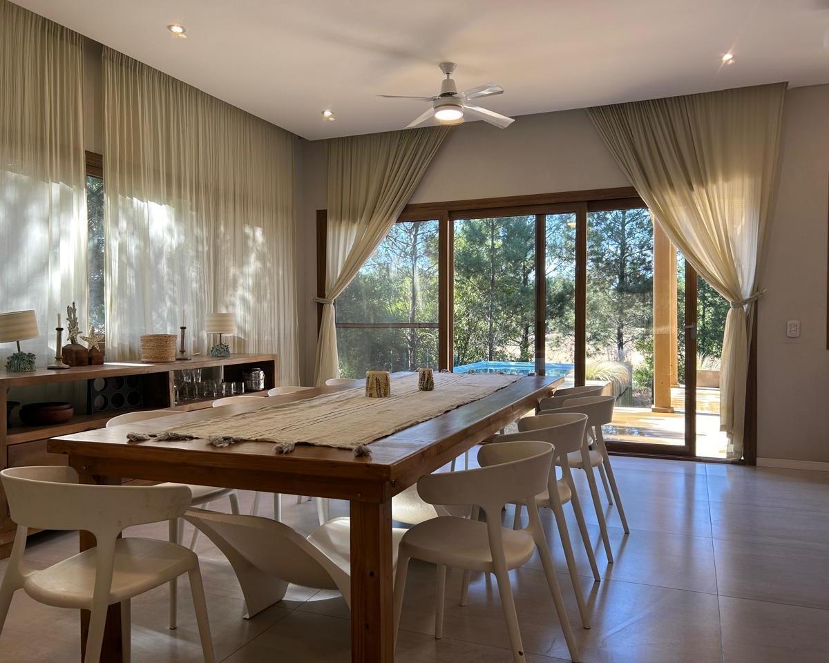 Casa en Venta Costa Esmeralda, Barrio Golf. 3