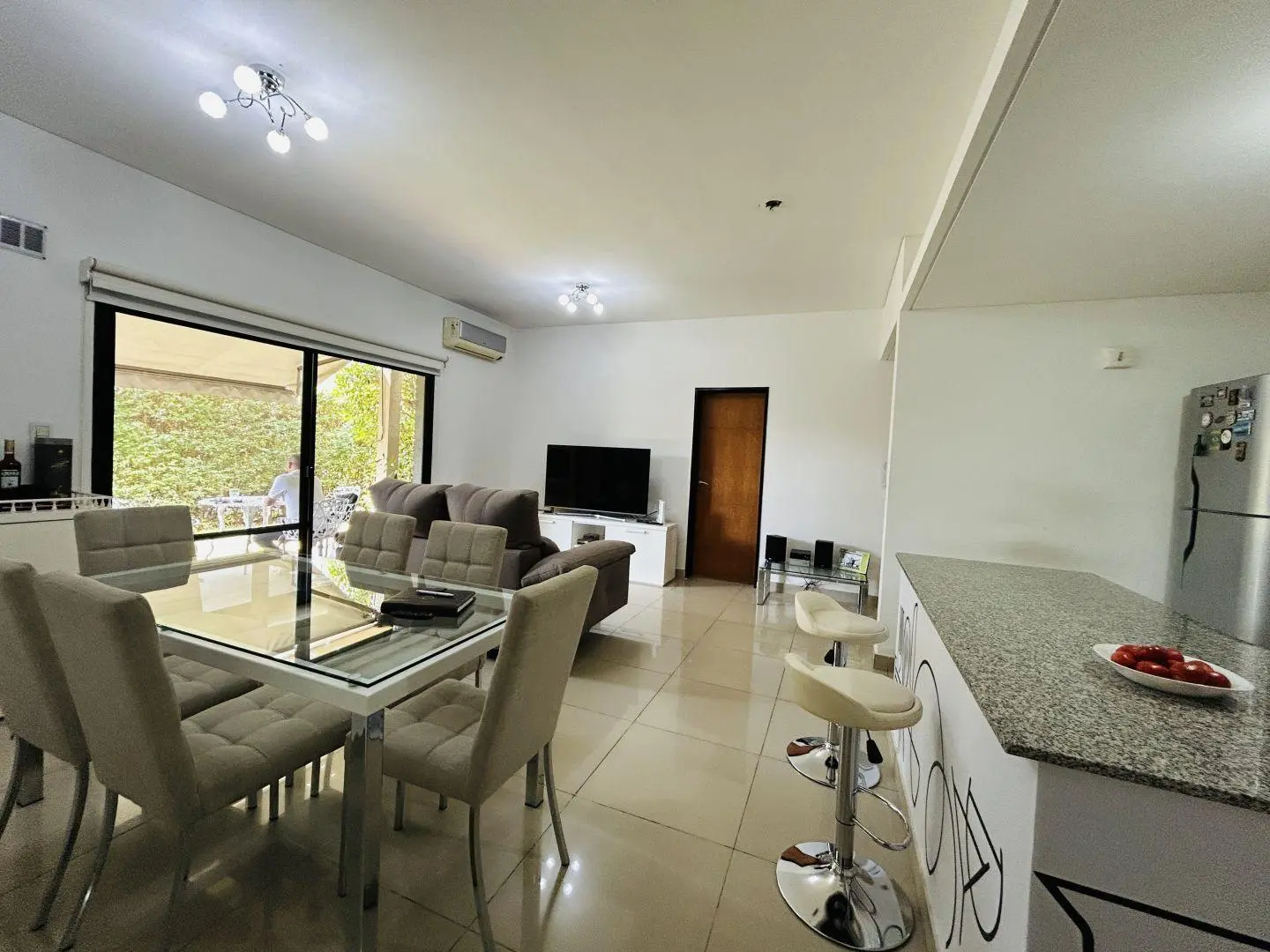VENTA DEPARTAMENTO 4 AMBIENTES MORENO 5