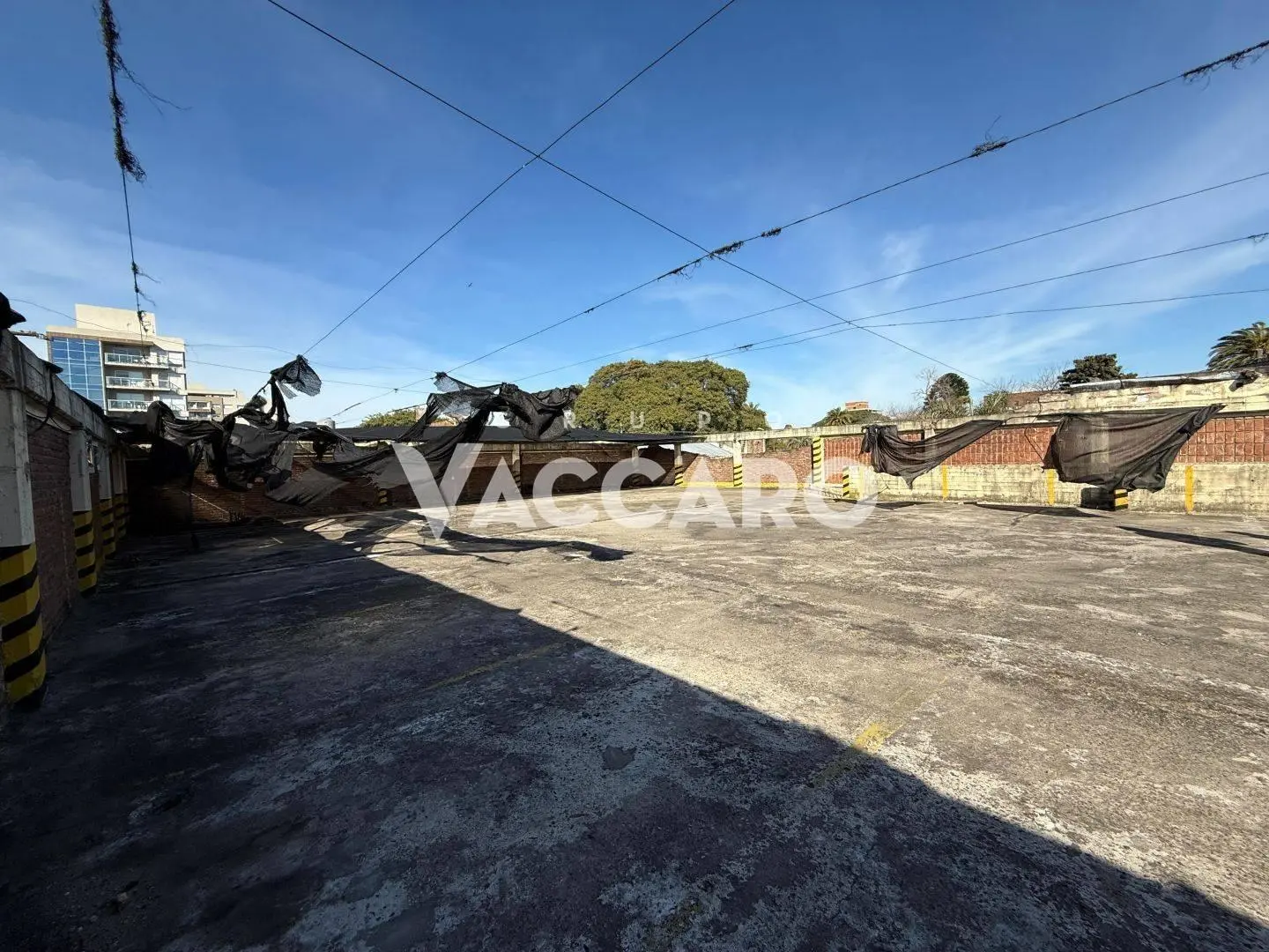 Lote en alquiler en Ituzaingó con edificación 3