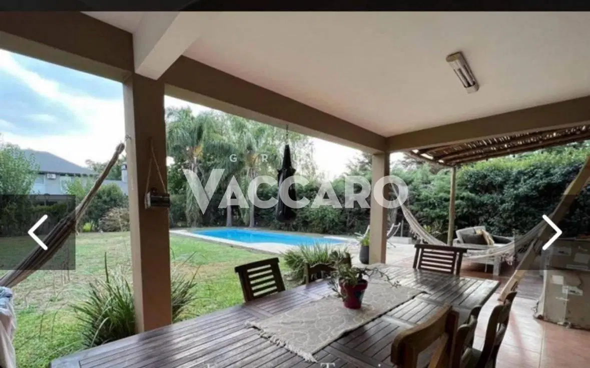 Venta de Casa 4 amb barrio cerrado maria elena, seguridad ,piscina 3 dormitorios 5