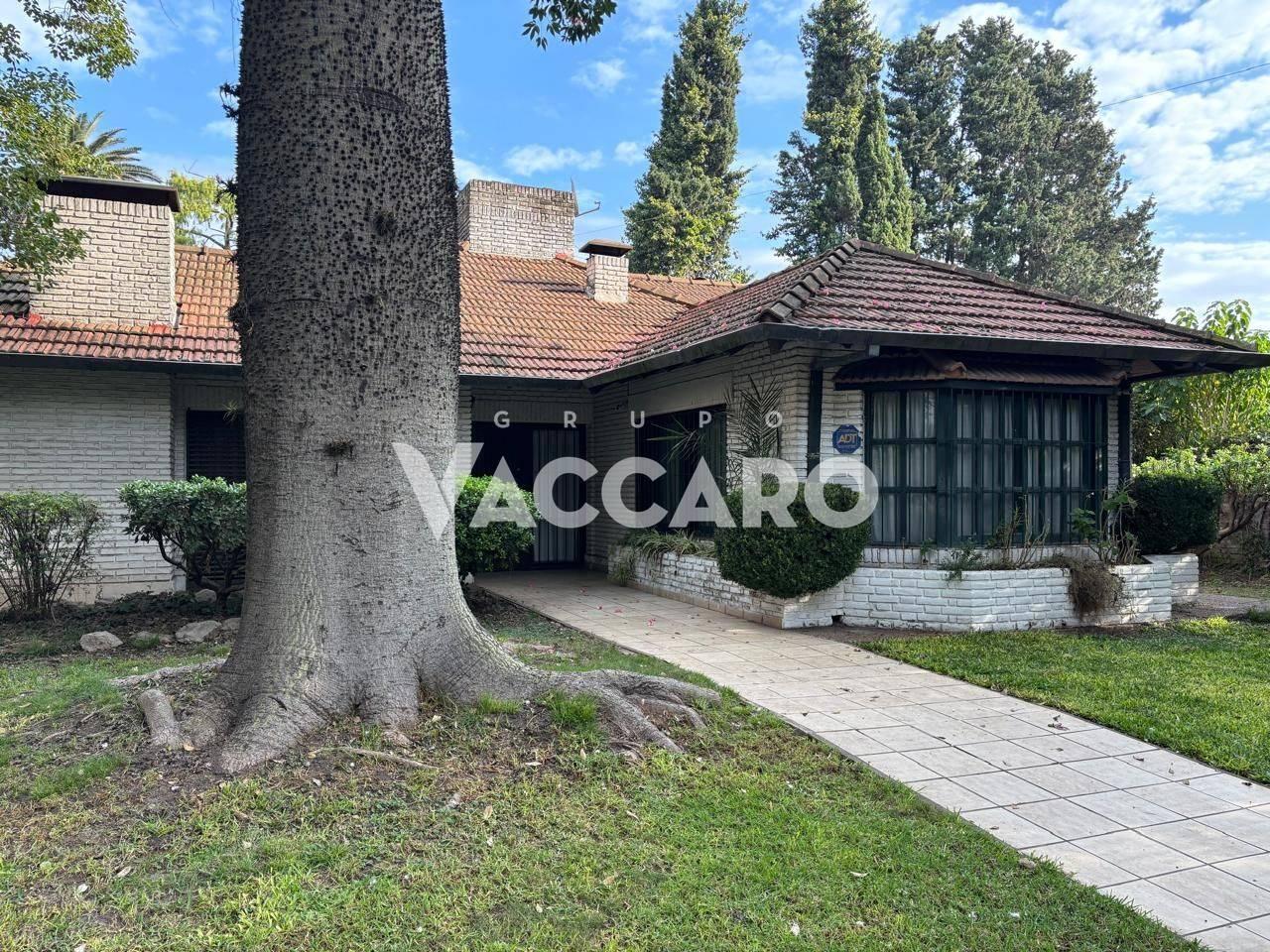 Venta de Quinta 5 ambientes en Moreno
