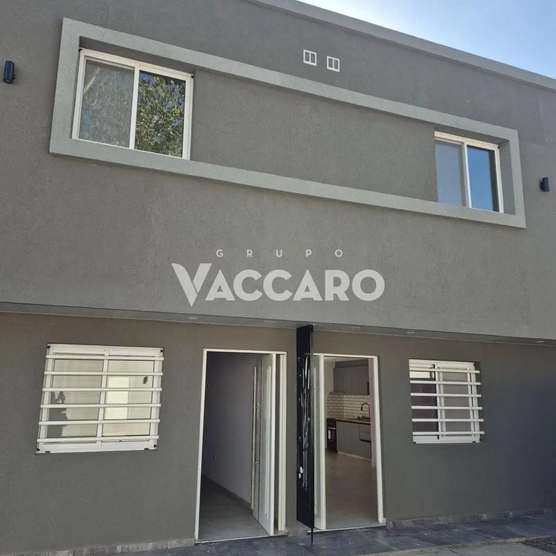 Duplex parque leloir a Estrenar cochera y piscina 4 ambientes 3