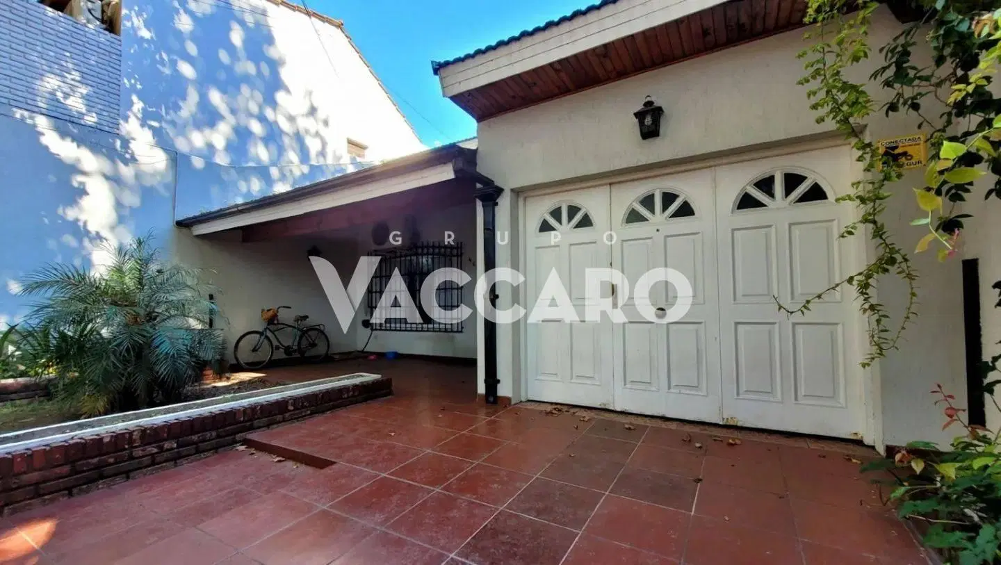 Casa en Venta 5 ambientes en Morón 4