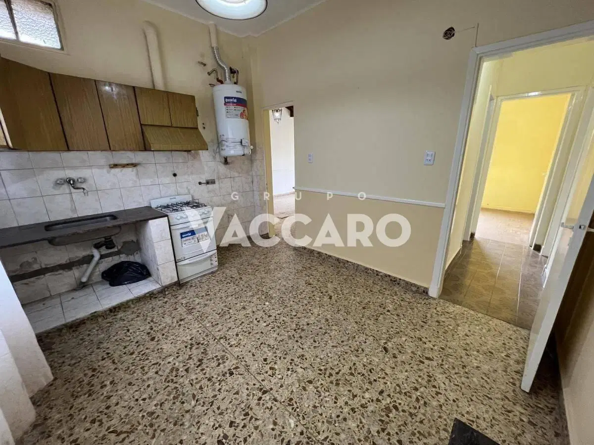 Venta de Casa 3 Ambientes, gran jardín 4