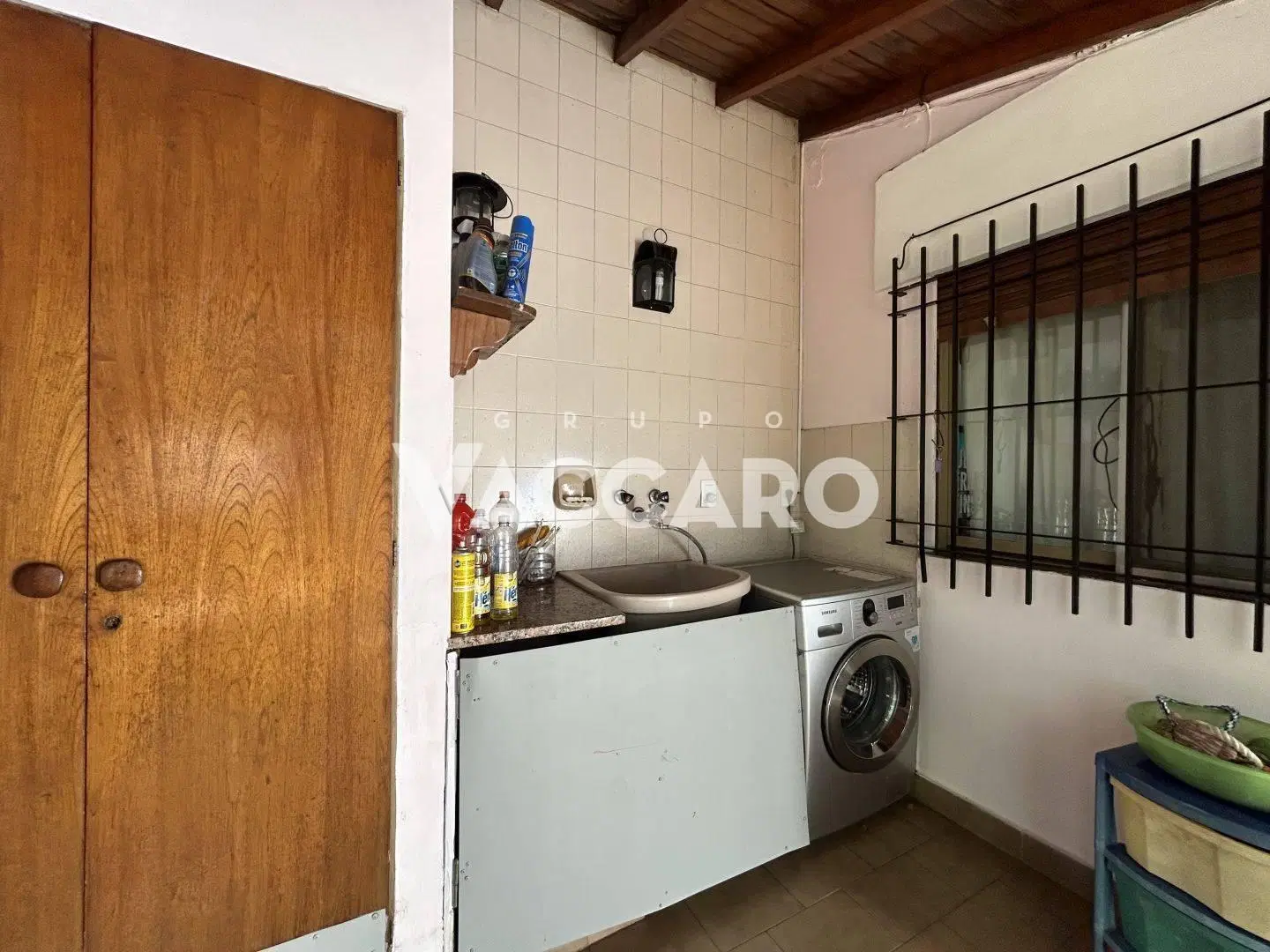 Venta de Casa 4 Ambientes, amplio Jardín 3