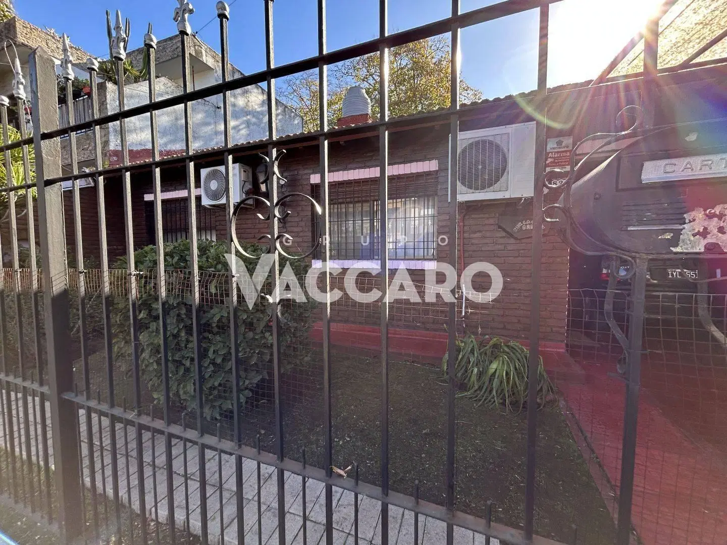 Venta de Casa 4 Ambientes, amplio Jardín 4
