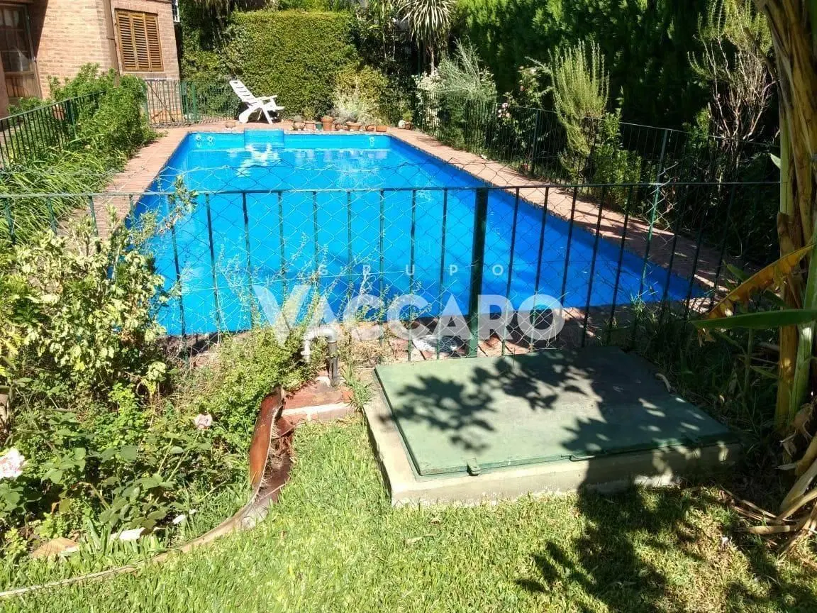 CASA 6 AMB COUNTRY BANCO PROVINCIA 310 MTS SOBRE 900 MTS DOBLE LOTE PISCINA HIDE 3