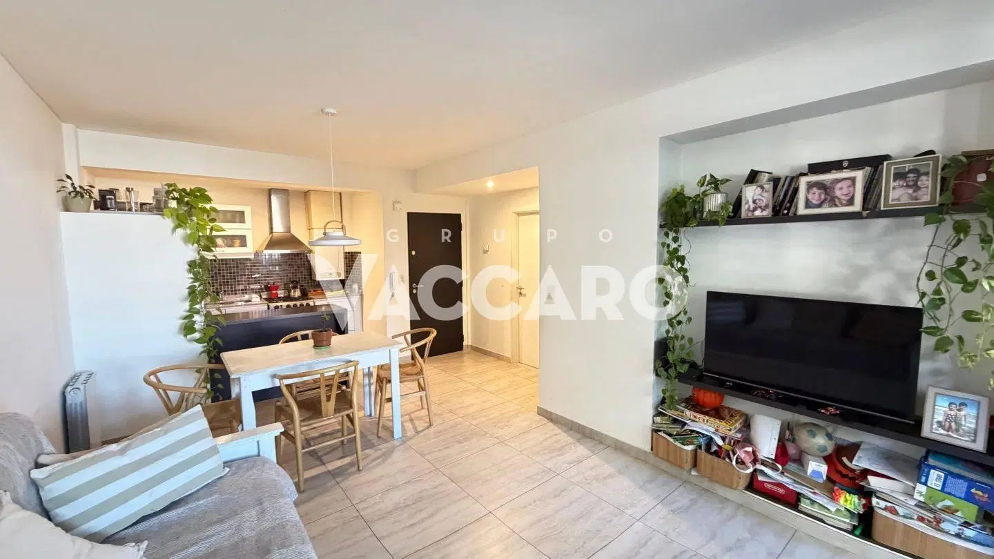Venta de Departamento 2 Ambientes con Cochera en Castelar 1