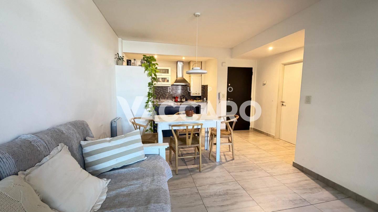Venta de Departamento 2 Ambientes con Cochera en Castelar