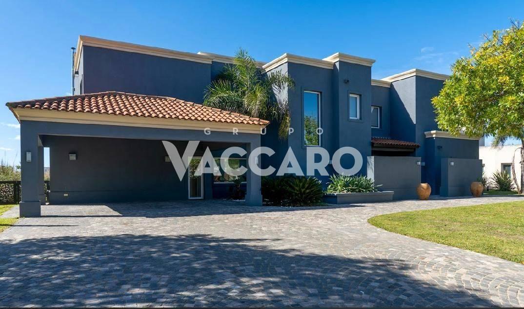 Casa en venta 6 ambientes Terravista